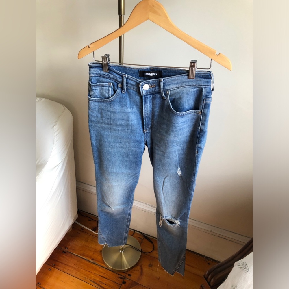 EXPRESS Ankle Length, High-Rise Jeans